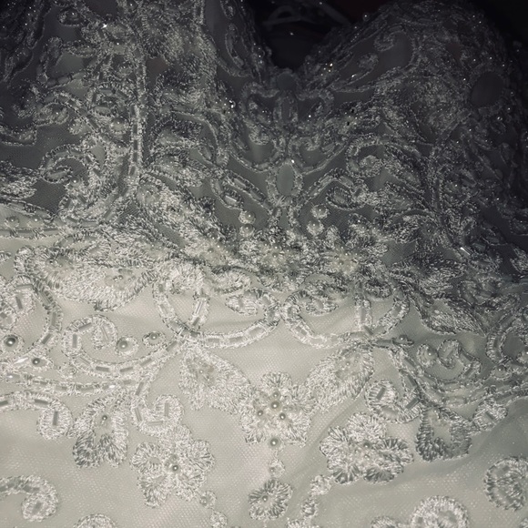 Stella York - Ivory Wedding Gown - Picture 5 of 6